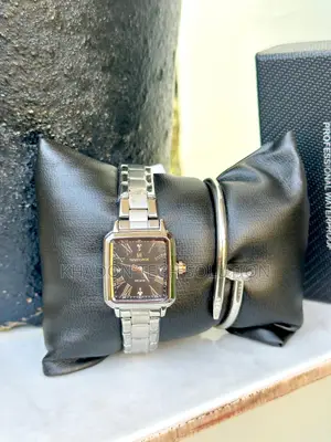Pre Owned Ladies Naviforce Watch