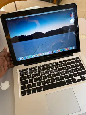 Laptop Apple MacBook Pro 8GB Intel Core I5 HDD 500GB