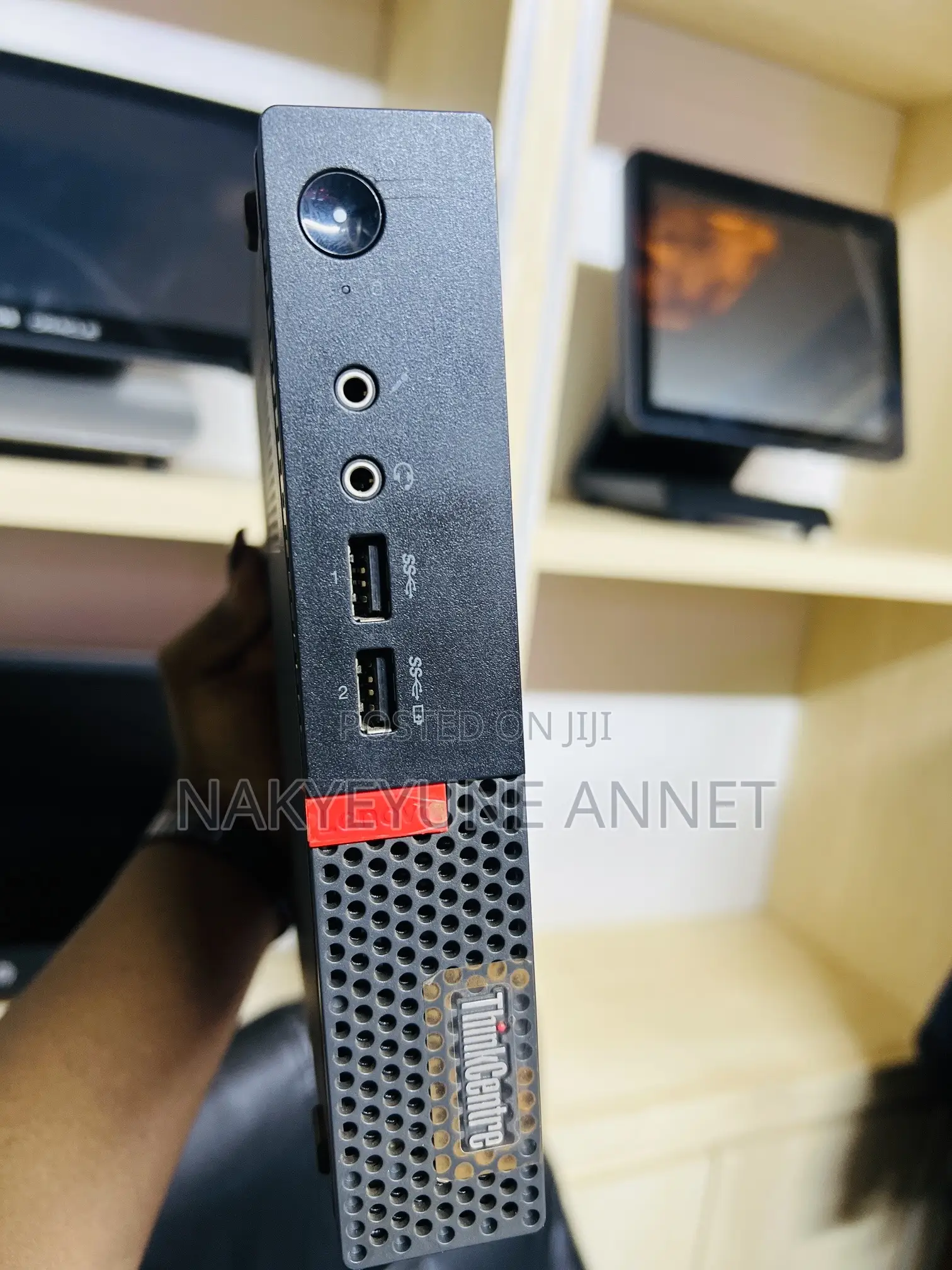 Desktop Computer Lenovo ThinkCentre M910 8GB Intel Core I5 SSD 256GB
