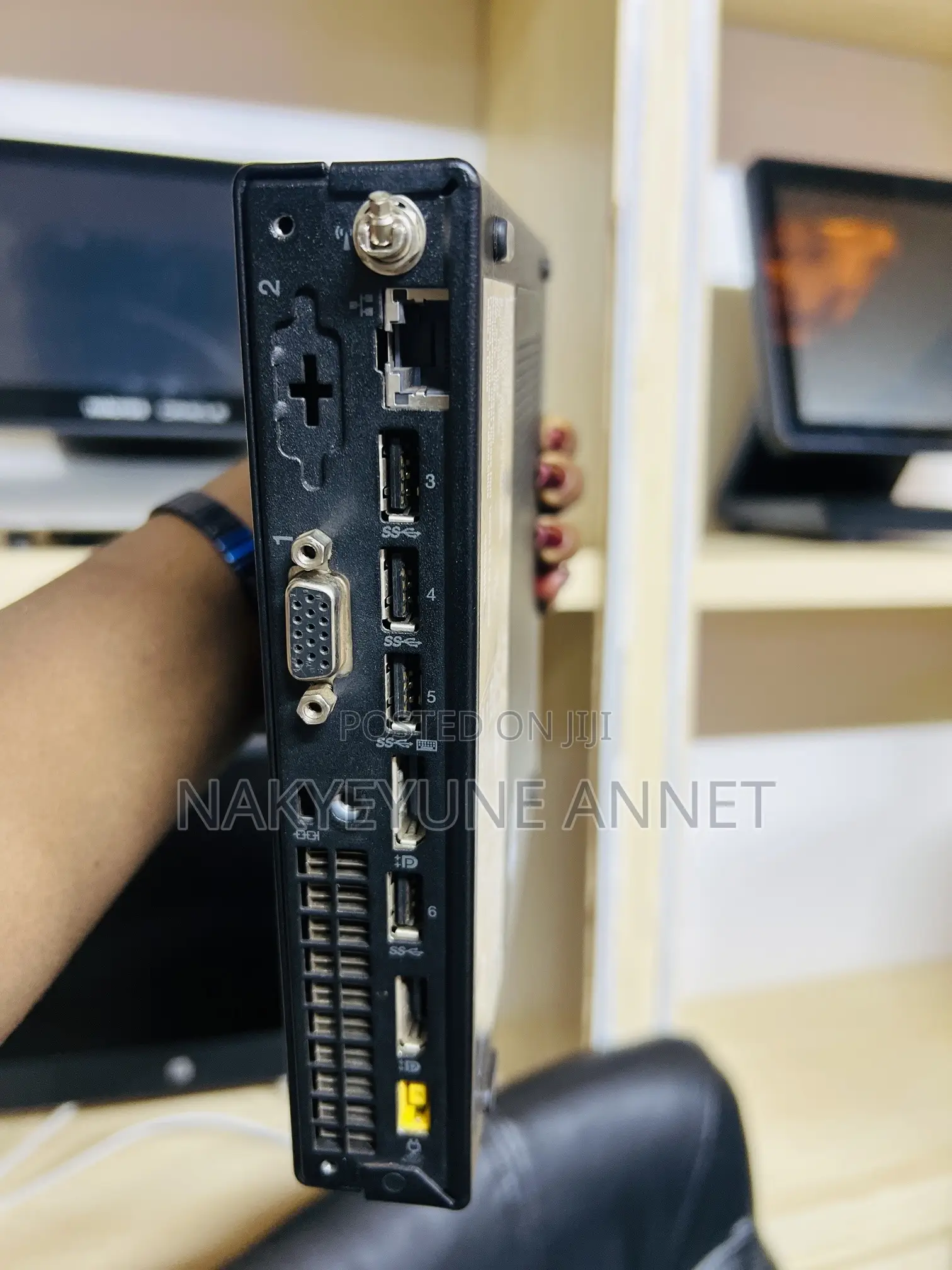 Desktop Computer Lenovo ThinkCentre M910 8GB Intel Core I5 SSD 256GB