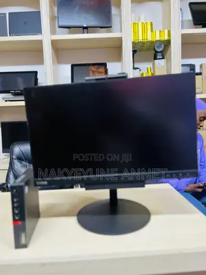 Desktop Computer Lenovo ThinkCentre M910 8GB Intel Core I5 SSD 256GB