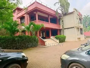 7bdrm House in Central Division for sale