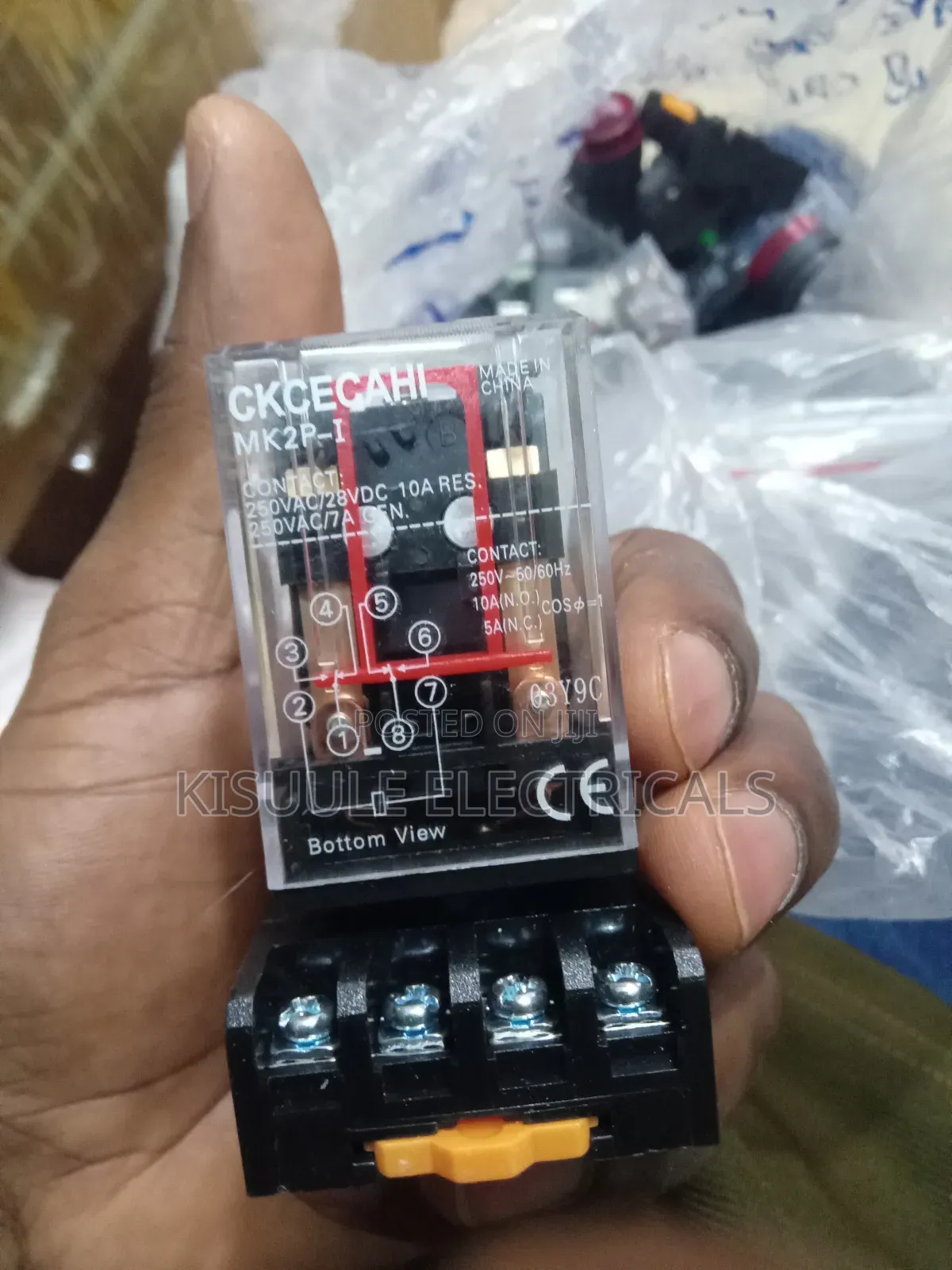 Relay 220v, 240v, 8pin