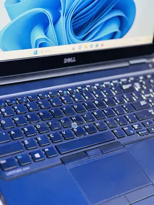 New Laptop Dell Latitude 15 3560 8GB Intel Core I7 SSD 256GB