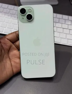 Apple iPhone 15 Plus 128 GB Green