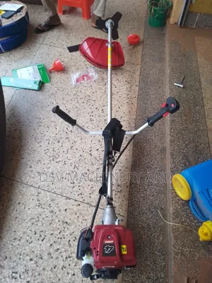 Petro Honda Four Stroke Grass Cutter Akasawa Omuddo
