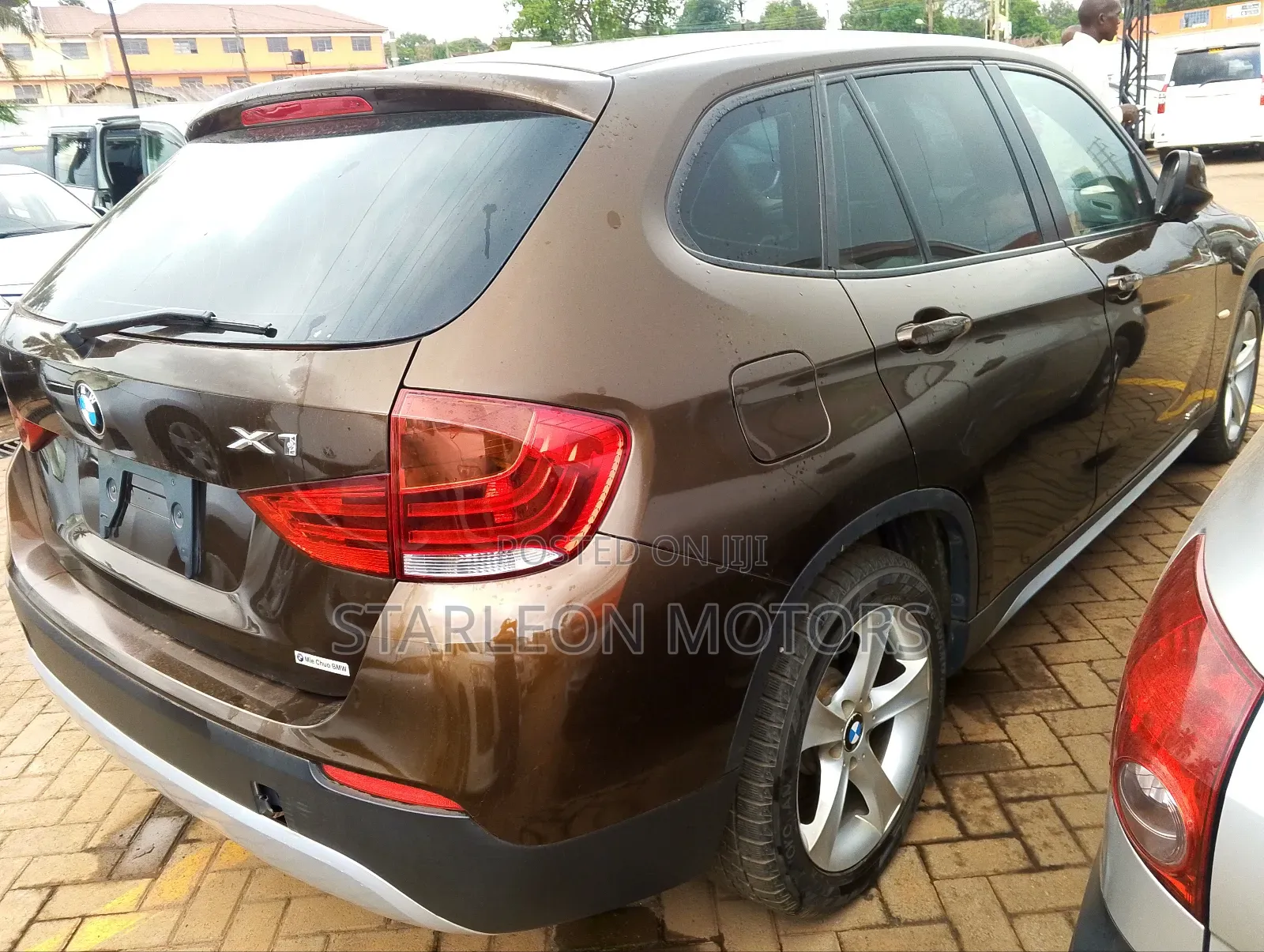 BMW X1 2011 Gold