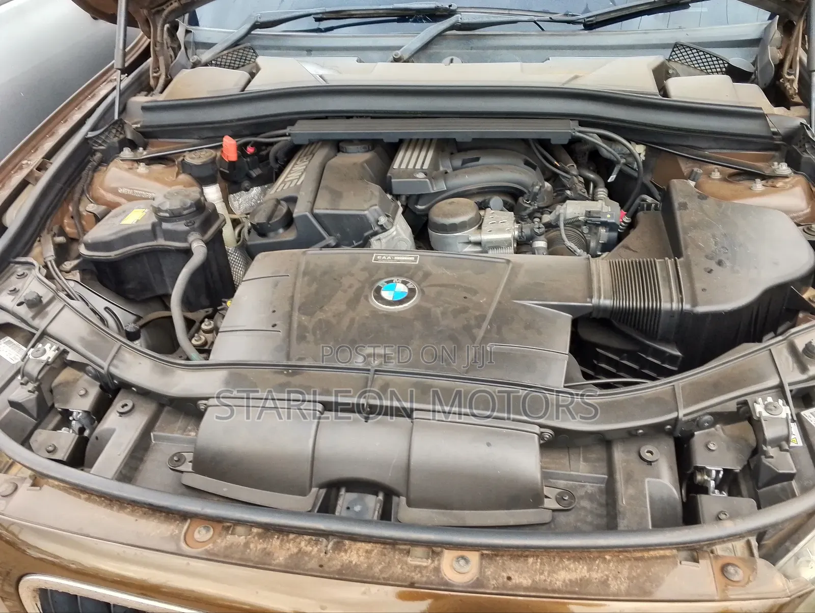 BMW X1 2011 Gold