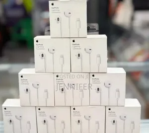 Origina Apple Earpods Lightning Wired Earphones