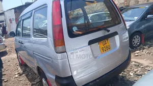 Toyota Noah 2002 Silver