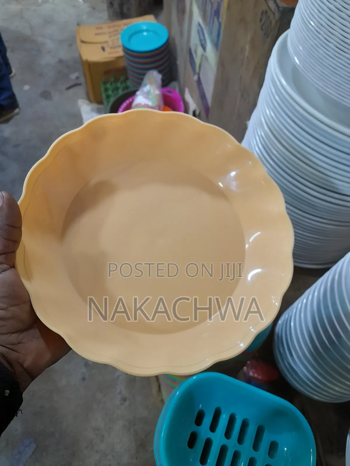 10 Drozens of Kenstar Plastic Plates