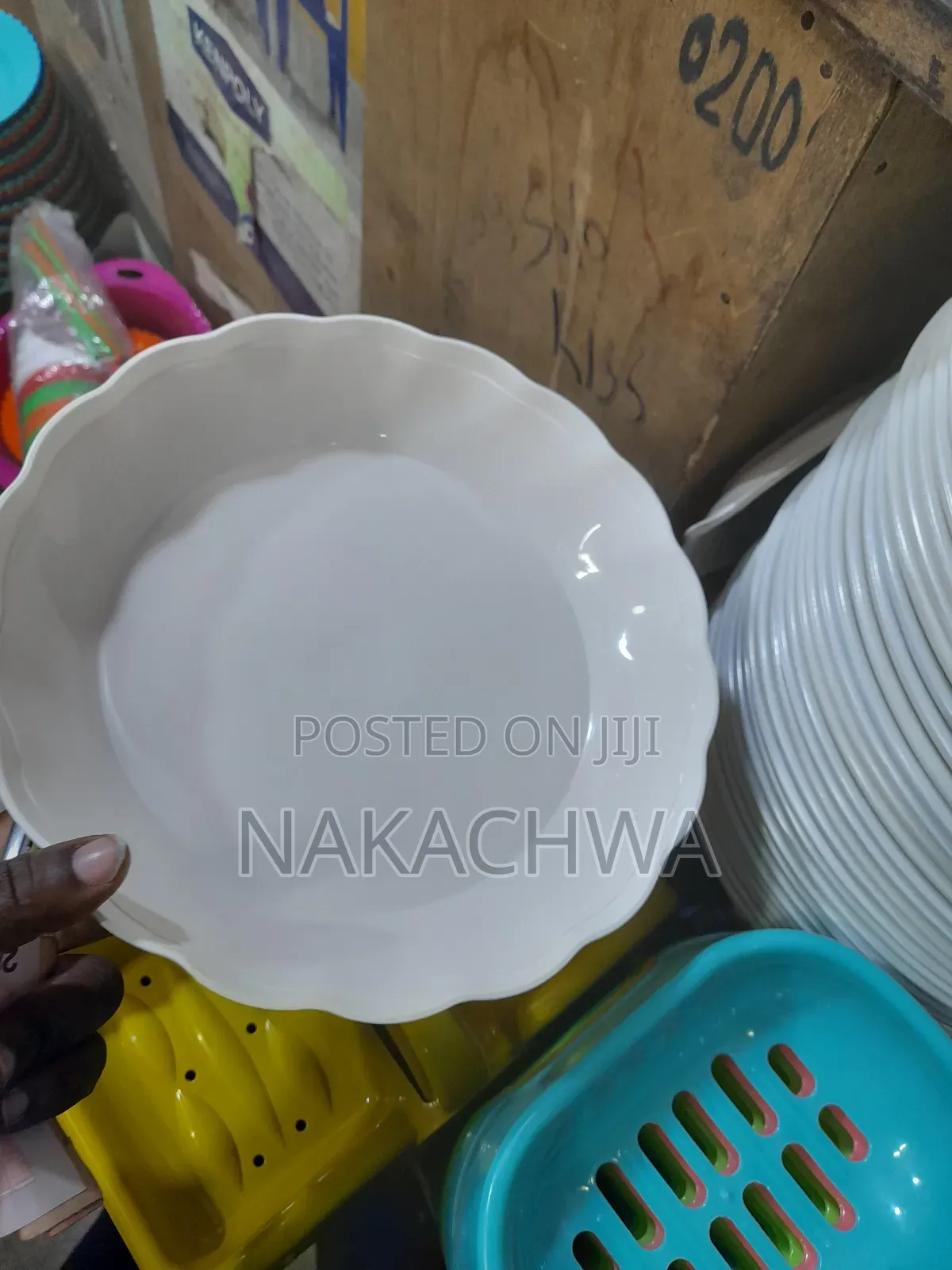 10 Drozens of Kenstar Plastic Plates