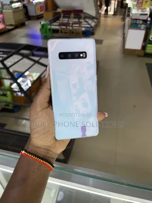 Samsung Galaxy S10 Plus 128 GB Blue