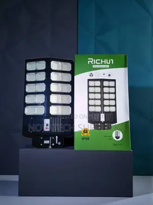 Richur Maxbeam 1500w Solar Street Lamp