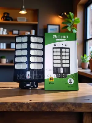 Brand New Richur Sunmax 1500w Solar Street Light