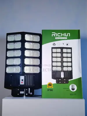 Richur Maxbeam 1500w Solar Street Lamp Nova