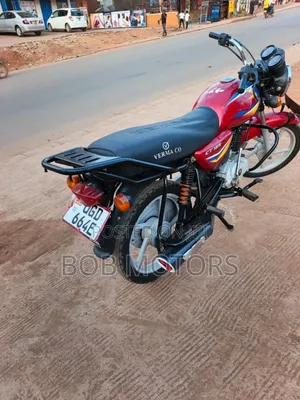 Bajaj CT 125X 2025 Red