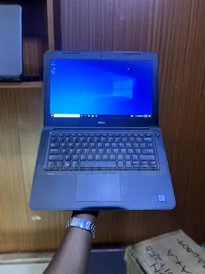 Laptop Dell Latitude 13 3380 8GB Intel Core I5 HDD 500GB