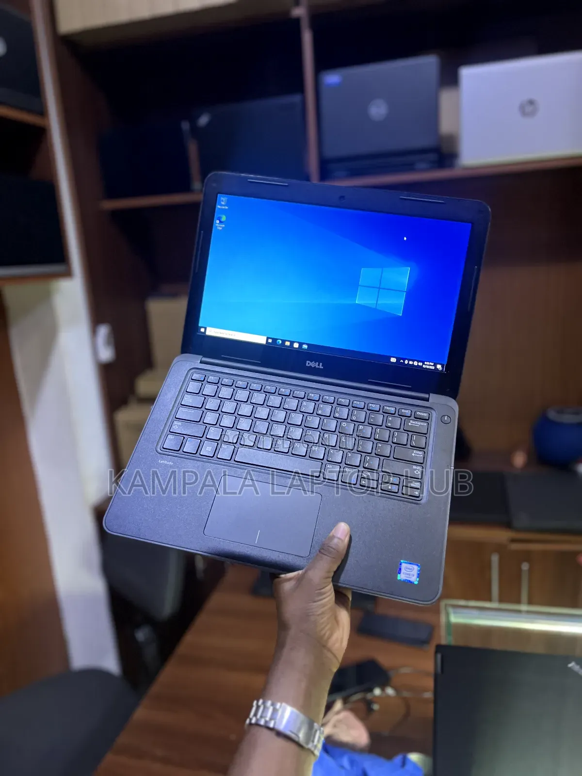 Laptop Dell Latitude 3380 4GB Intel Core I5 HDD+SSD 500GB