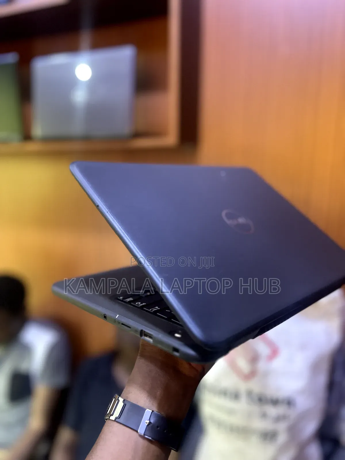 Laptop Dell Latitude 3310 4GB Intel Core I5 SSD 256GB