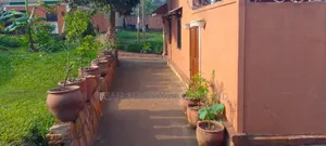 Furnished 3bdrm House in Iuiu University, Nsangi for sale