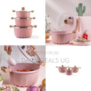 Set of 3 Non-Stick Cooking Pots With Lids and Natural-Look Handles
