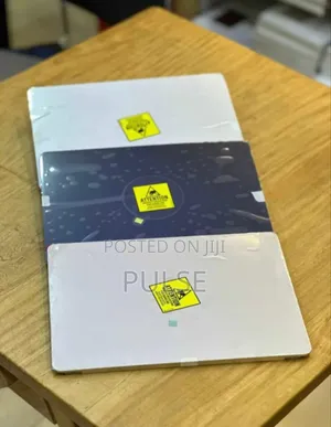 Macbook Screens