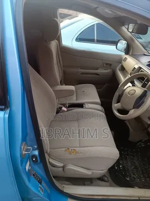 Toyota Raum 2005 Blue