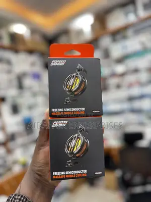 Porodo Gaming Freezing Semiconductor Magsafe Mobile Cooling Fan