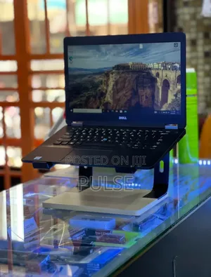 Laptop Dell Latitude 14 E7470 8GB Intel Core I7 SSD 256GB