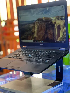 Laptop Dell Latitude 14 E7470 8GB Intel Core I7 SSD 256GB