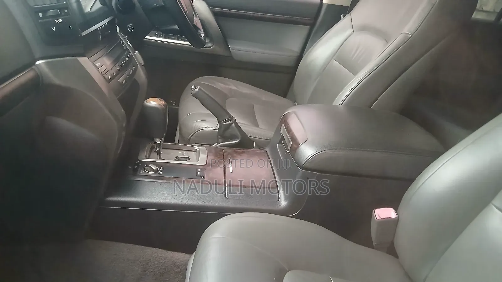 Toyota Land Cruiser Prado 2011 White
