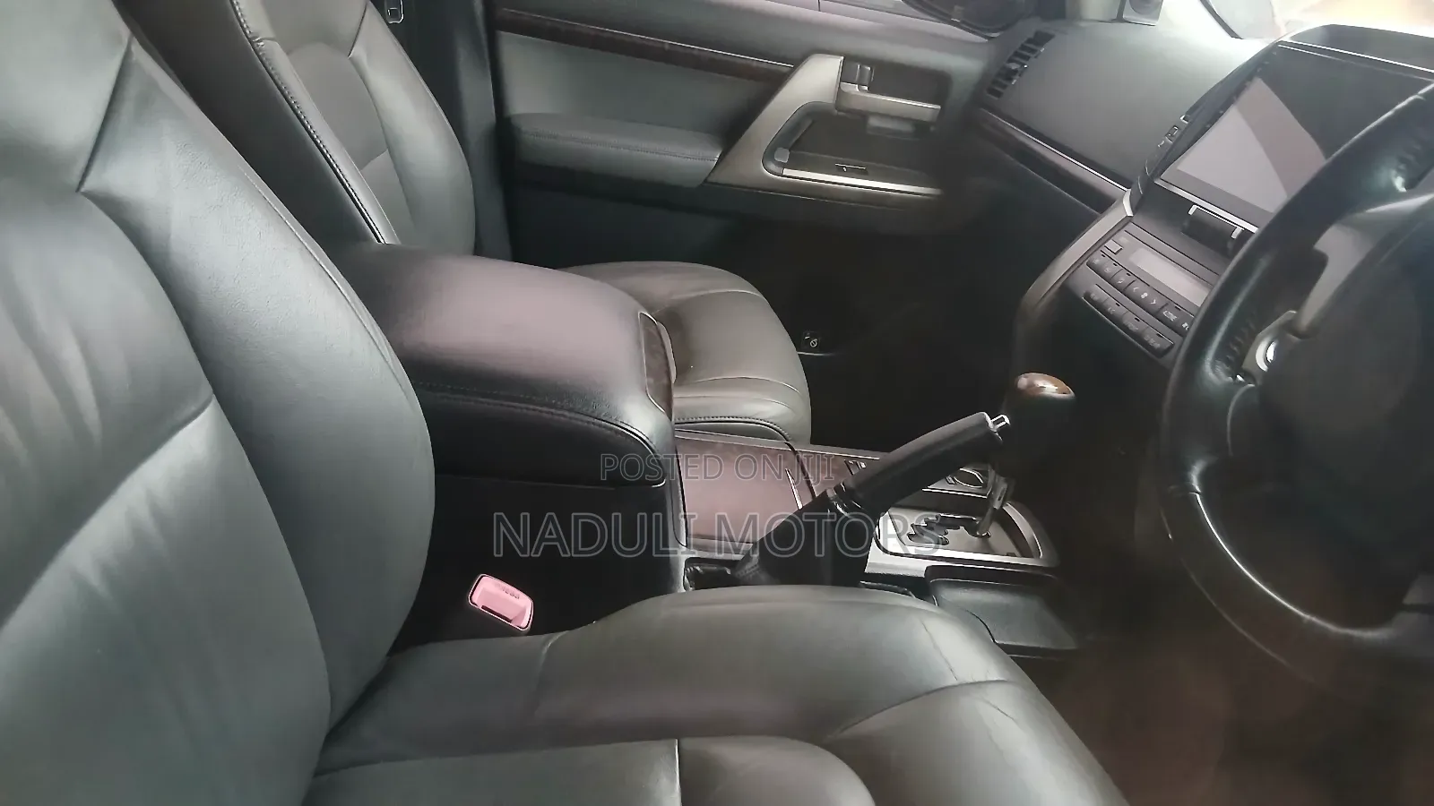 Toyota Land Cruiser Prado 2011 White