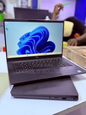 Laptop Dell Latitude 7400 8GB Intel Core i7 SSHD (Hybrid) 256GB