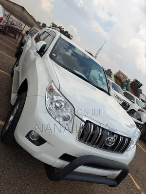 Toyota Land Cruiser Prado 2012 White