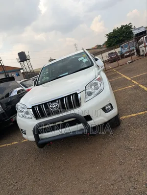 Toyota Land Cruiser Prado 2012 White
