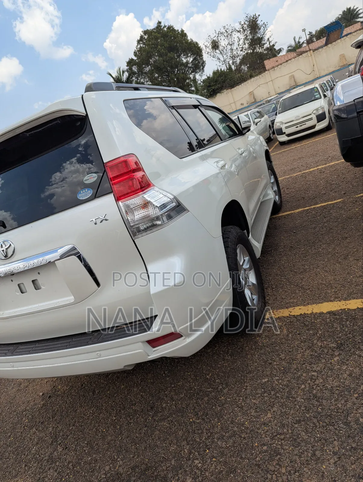 Toyota Land Cruiser Prado 2012 White