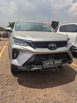 Toyota Fortuner 2021 Gray