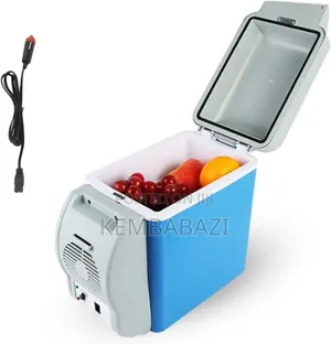 Portable 7.5l Electronic Cooling and Warming Refrigerator.