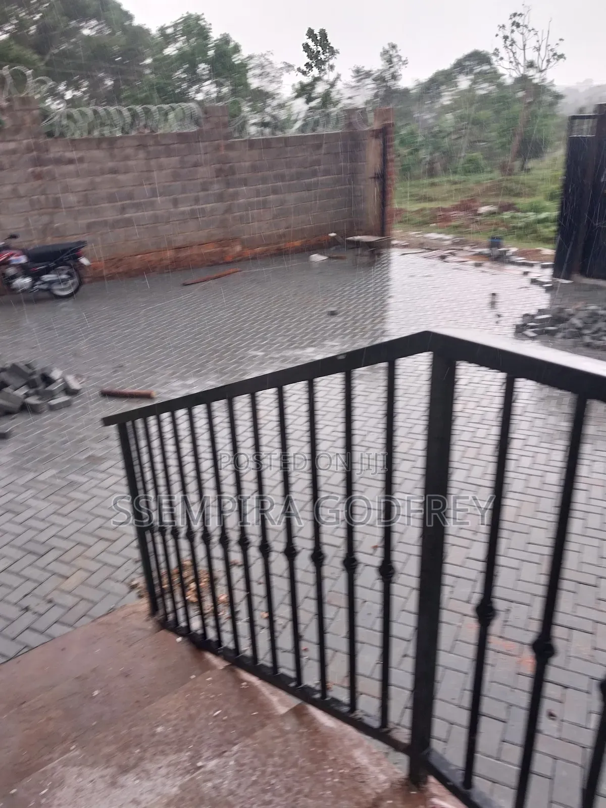 Sos Structual Planning Paving With Artisic Way.
