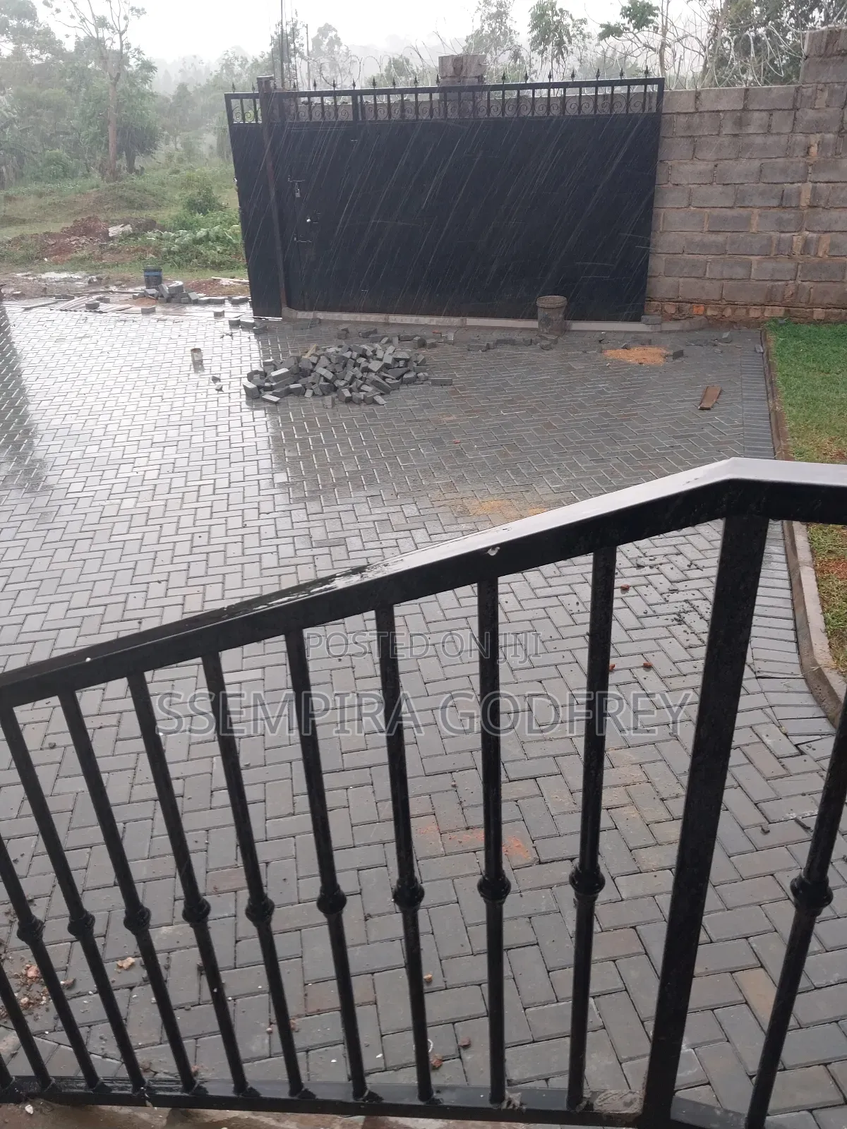 Sos Structual Planning Paving With Artisic Way.