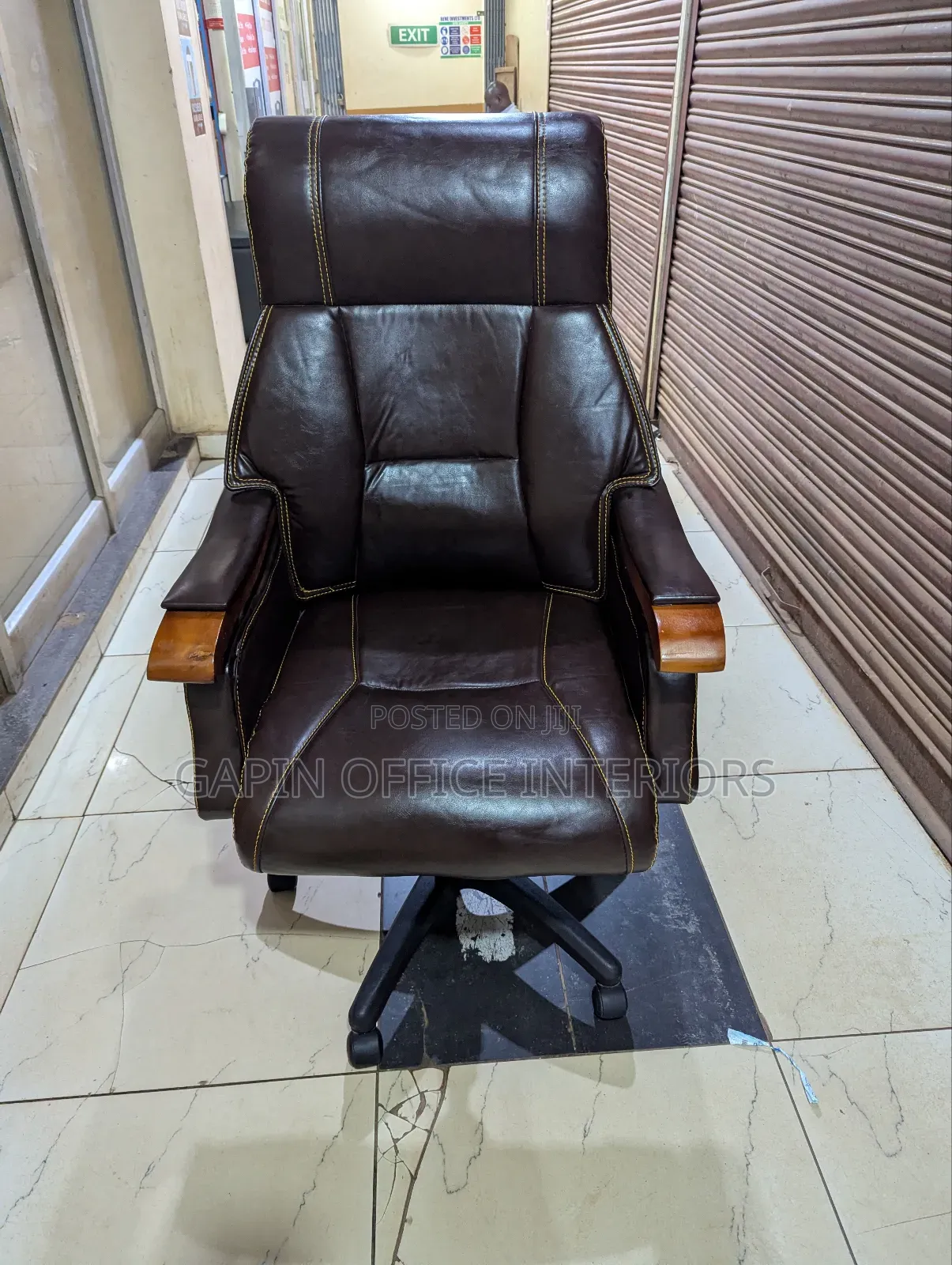 Coffee Brown Executive Office Chair, Adjustable