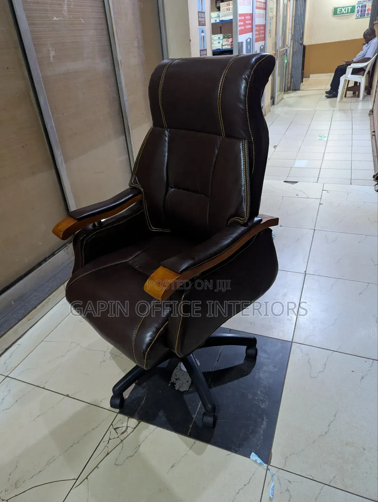 Coffee Brown Executive Office Chair, Adjustable