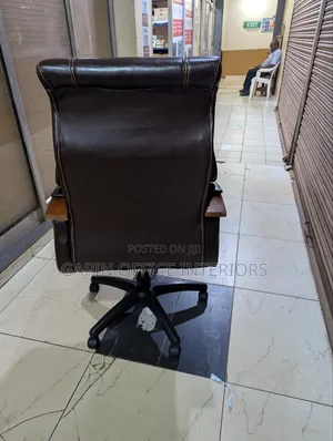 Coffee Brown Executive Office Chair, Adjustable