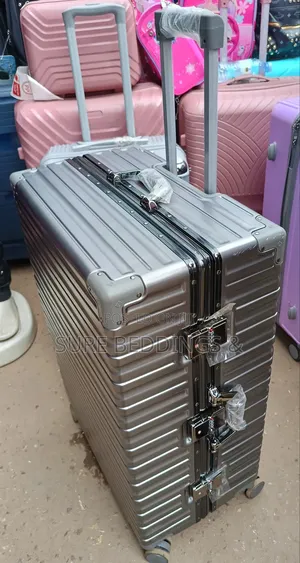Allison Stock Suitcase