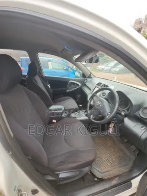 Toyota RAV4 2.4 2005 White