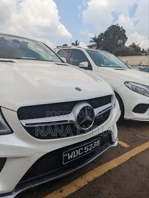 Mercedes-Benz GLE-Class 2017 White