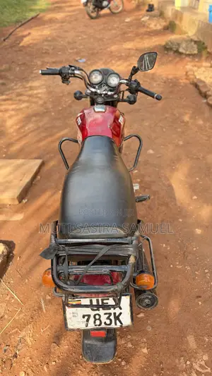 TVS HLX 125 2019 Red