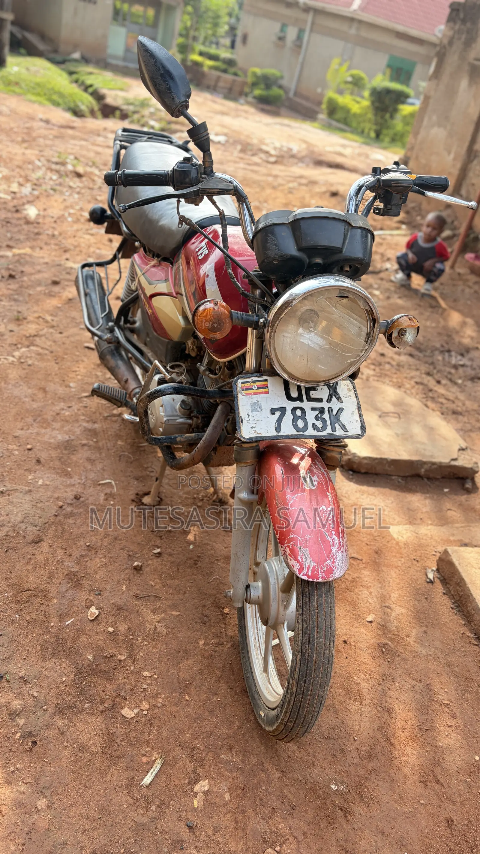 TVS HLX 125 2019 Red