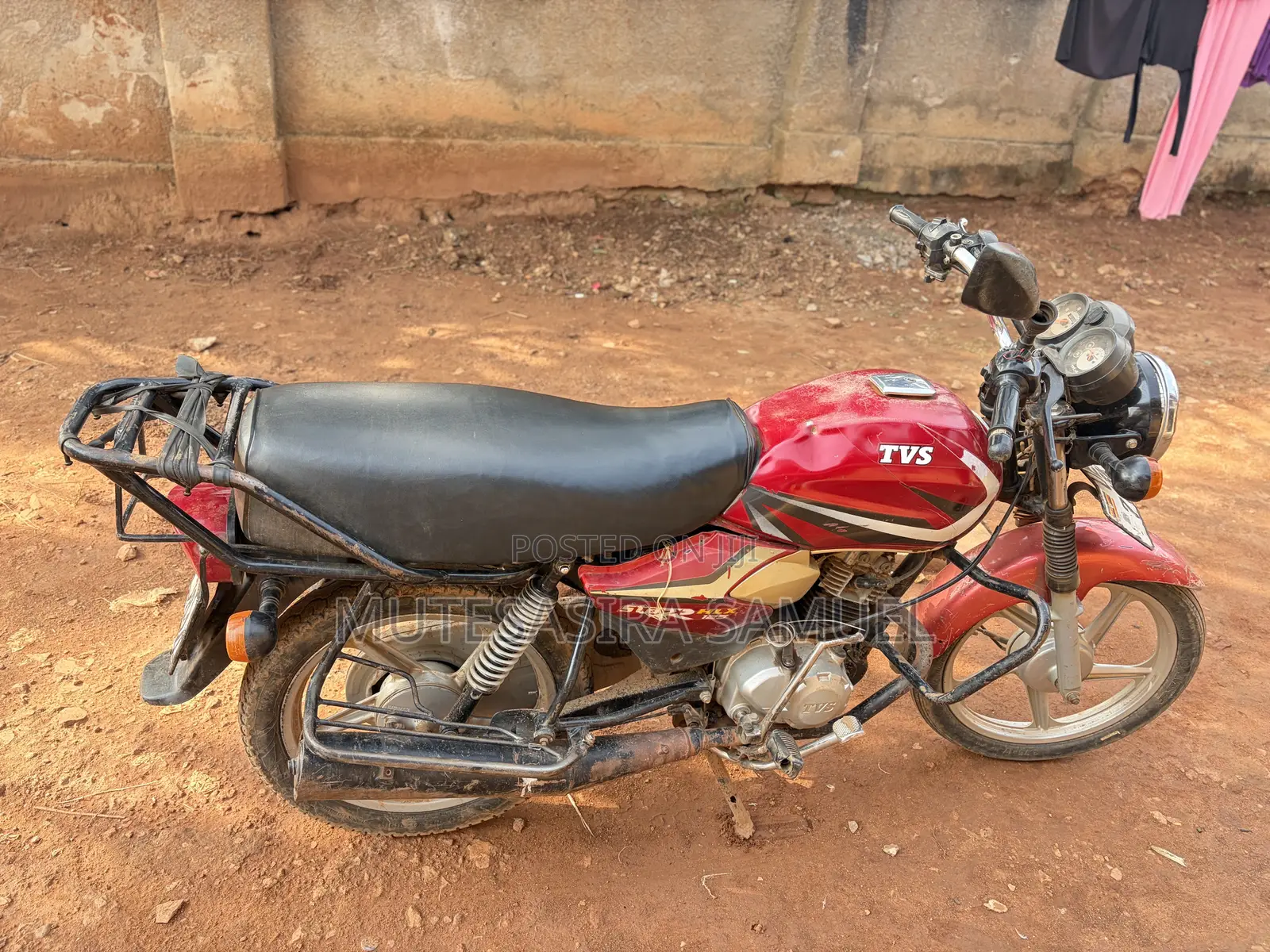 TVS HLX 125 2019 Red